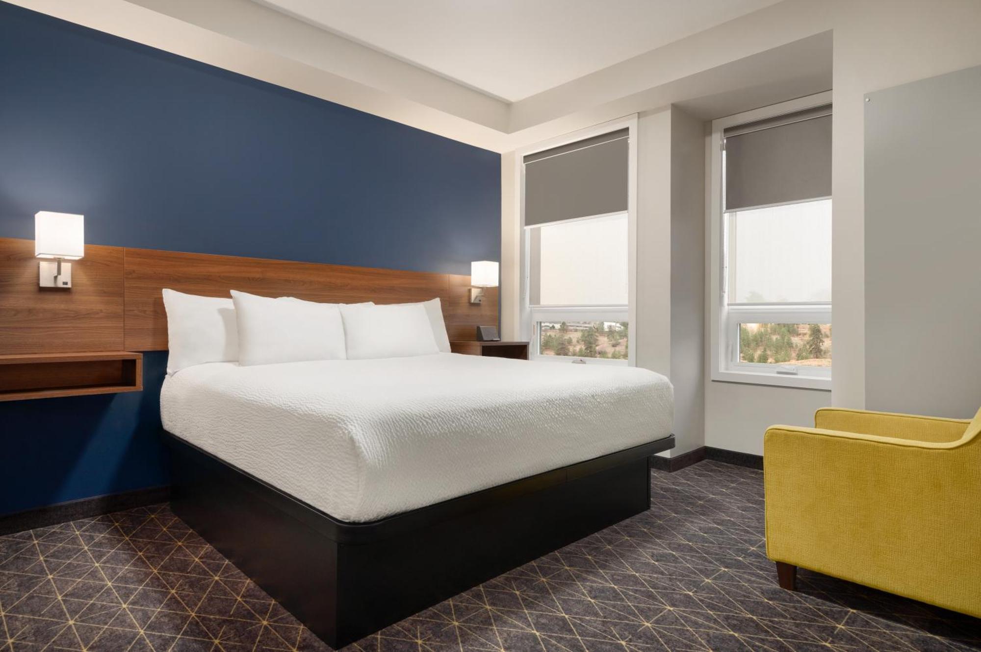 Park Inn By Radisson, Келоуна Экстерьер фото